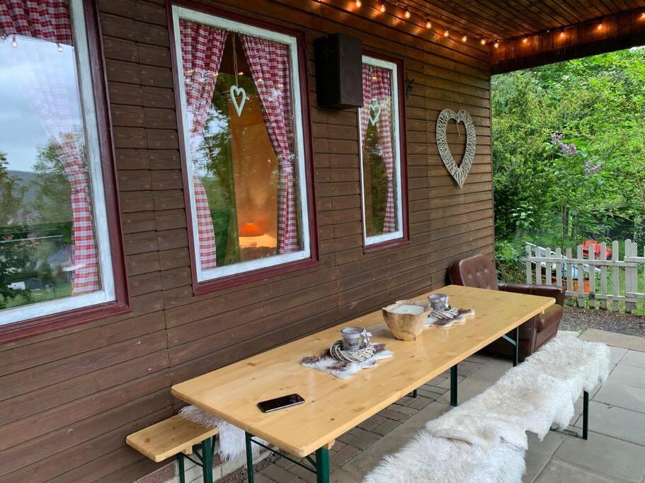 Huette Fuer Naturliebhaber - Kinder/ Ponyreiten Villa Zella-Mehlis Bagian luar foto