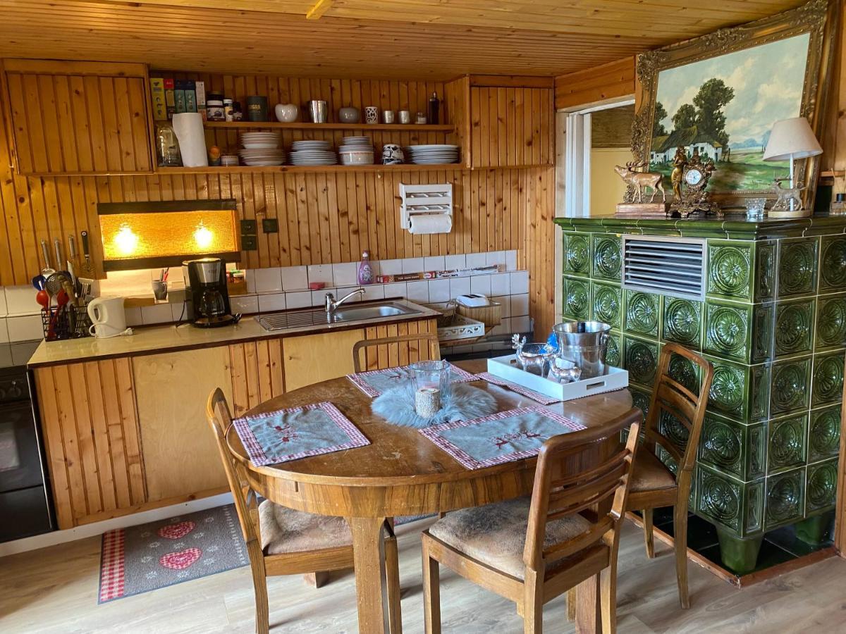 Huette Fuer Naturliebhaber - Kinder/ Ponyreiten Villa Zella-Mehlis Bagian luar foto